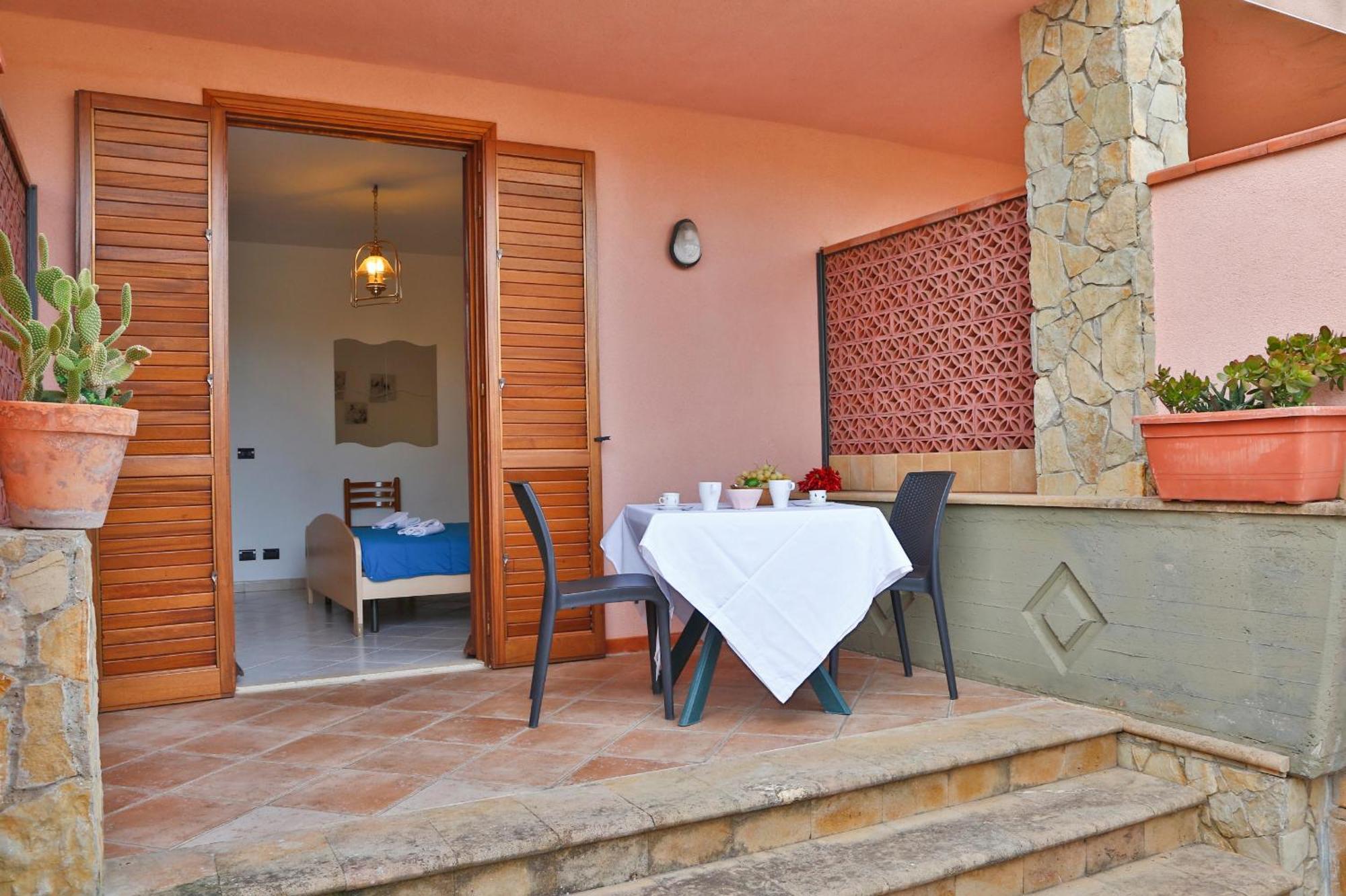 Costa Mediterranea Holiday Homes Campofelice Di Roccella Cameră foto